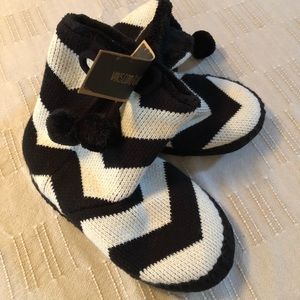 New with tags vans slippers